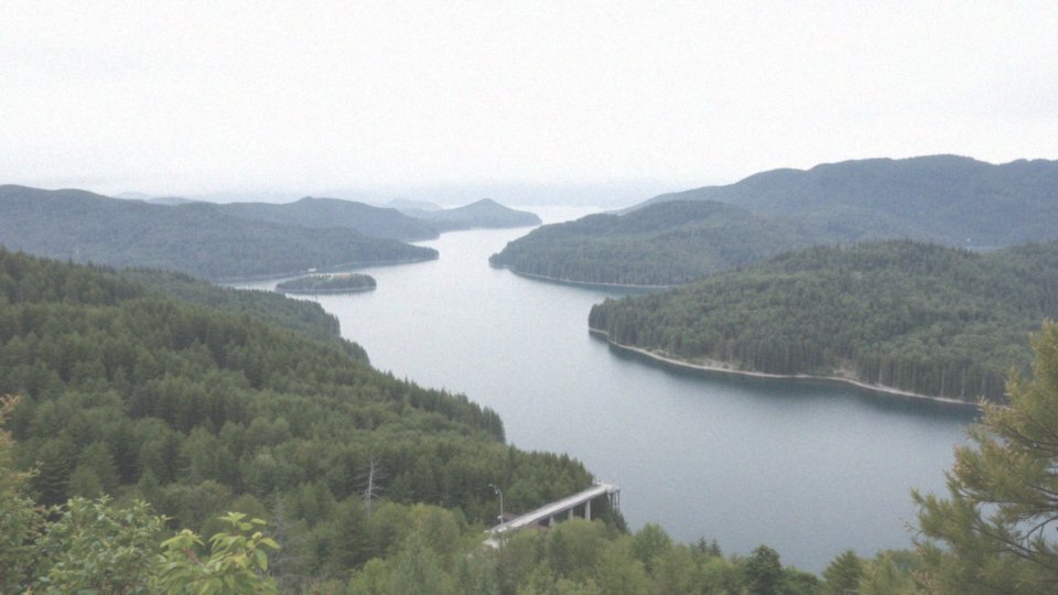 Jakie atrakcje dodatkowe oferuje Beskid Żywiecki?